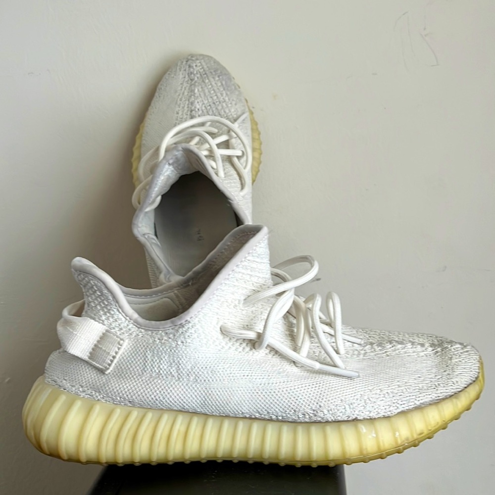 Yeezy adidas white 9.5 men